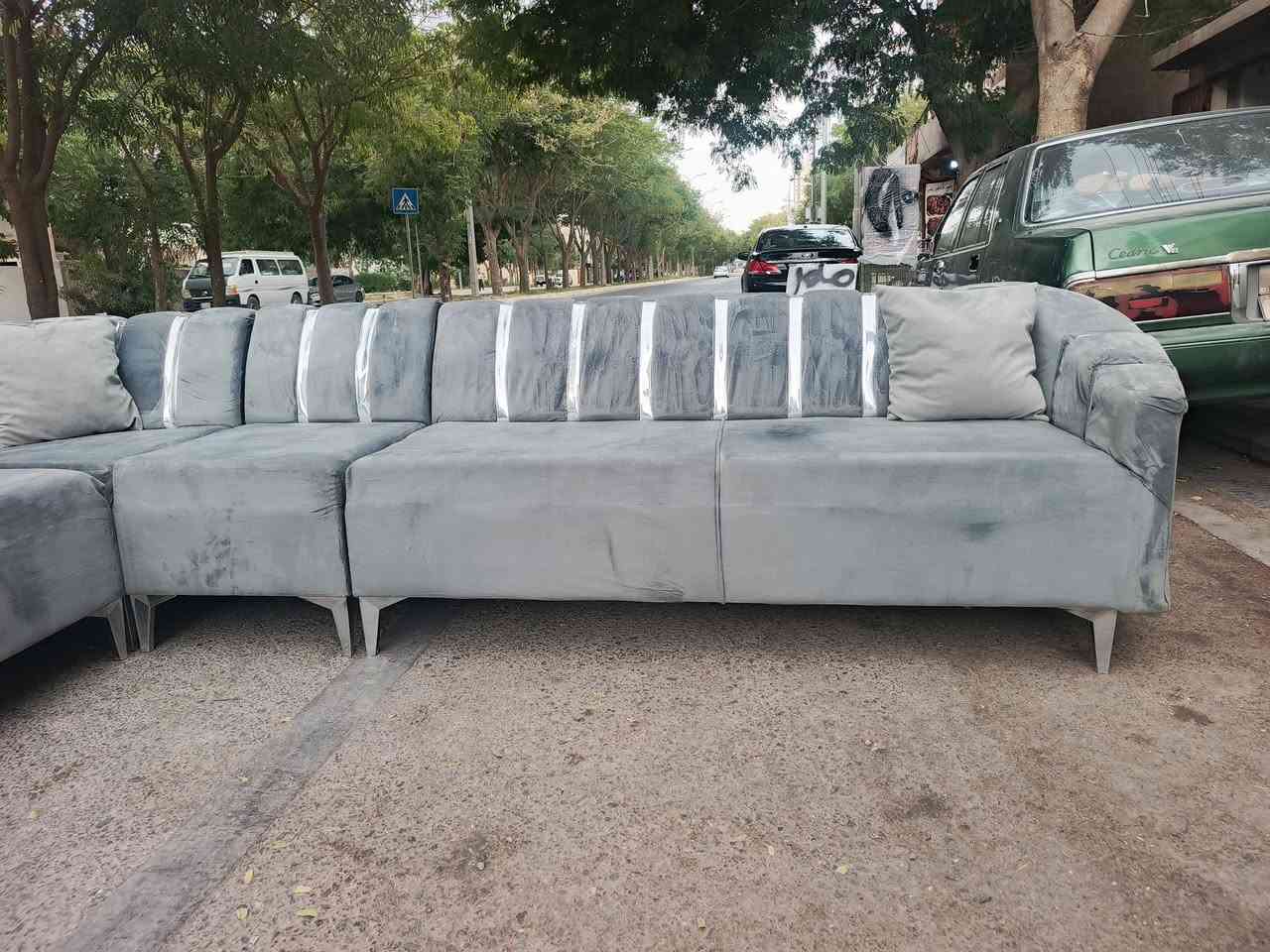 فریاکە وە نرخه کە ی بە لاش بە لاشە
تایبە ت  و شازو ناوازە م بۆ هاتوەجوانترین دیزاینی هەیە
10نە فەرییە دەسکردە فوڵ خوسوسیە  ئیسفە نجی 10سانتیمە قوماشی شاموییە رە نکی رە ساسیە 
نرخی تە نها و تە نها 230هە زار 
مال بۆ کە س دانانیم هە رکە س زوو هات پیرۆزی بیت
ژ.م***********
شــــــــــوین. کە لار
@
