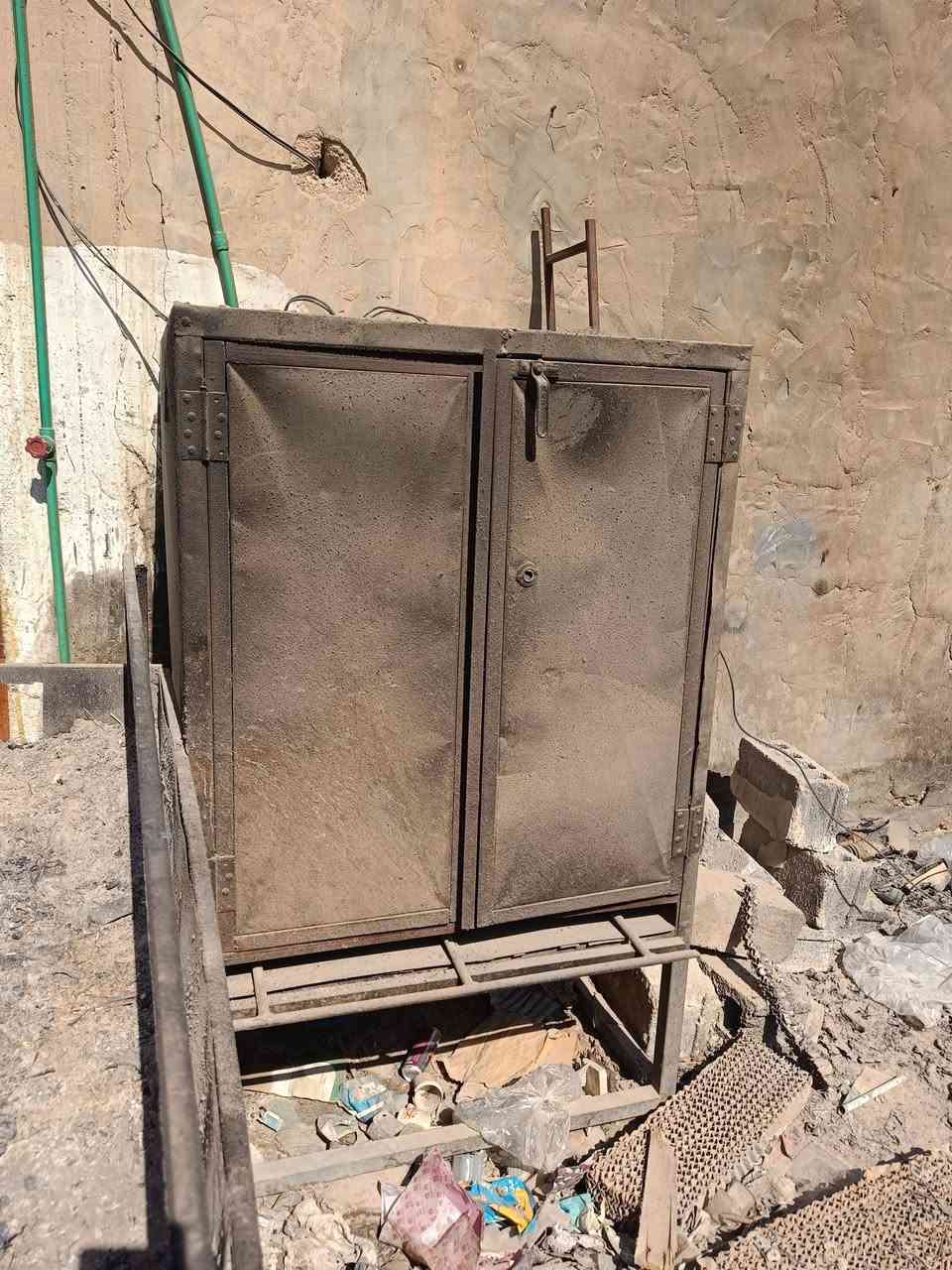 سلام عليكم غراض للبيع البراد بعده جديد مكاني كربلاء 

***********
