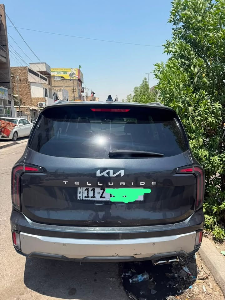 سلام عليكم تلورايد 23 حادثها قطعتين صبغ فول مواصفات سبعه راكب فتحه كشنات تبريد تدفئه رادارات امامي خلفي جوانب شاشه متصله تبريد 3 قطع محرك وكير وصدر مكفولات رقمها بغداد بأسمي 
عارضها 225$للاستفسار ***********
