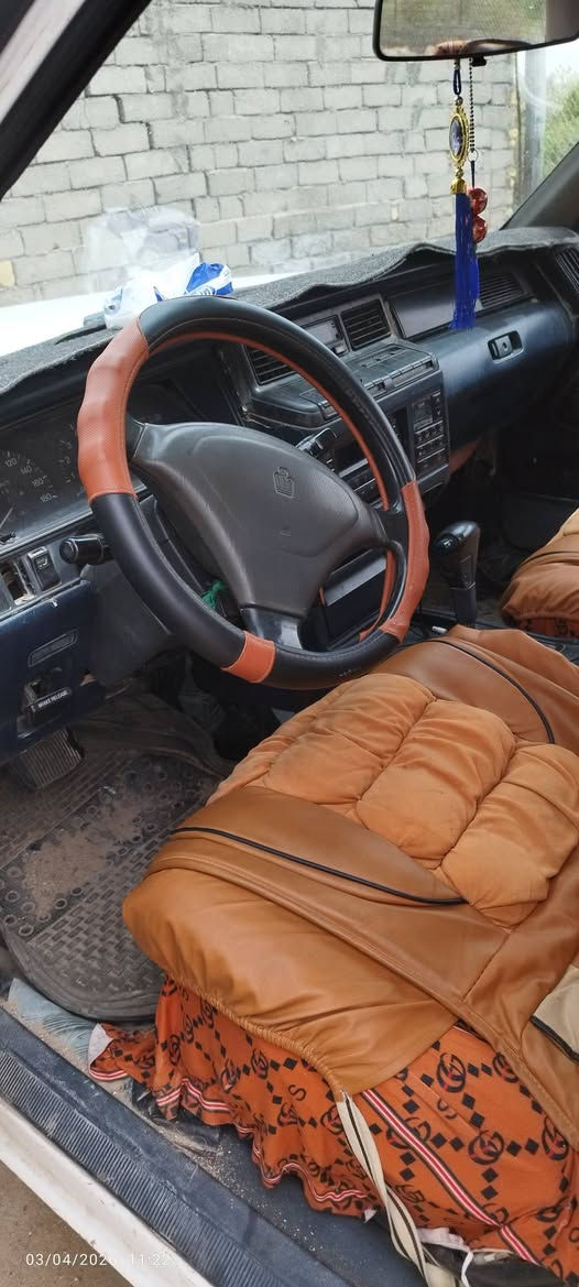 سلام عليكم
سياره ارنب للبيع موديل 2000 
رقم بصرة دولي بسمي  شرط تحويل والأصوليات 
سياره جاهزه كهربائيات مكينه 3000 دواخل نضيفه سياره كفاله من الكص ونقل جثه المكان الناصريه سوق الشيوخ كرمة بني سعيد 
السعر 53  وبيه مجال سياره 
للاستفسار 
***********
