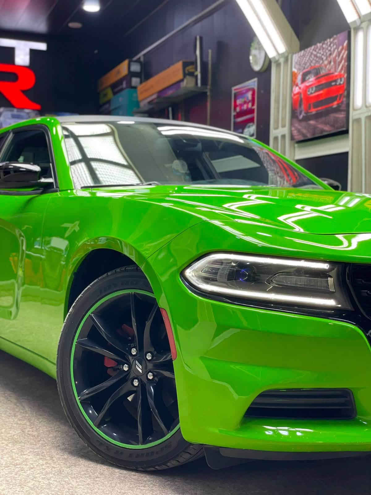 السلام عليكم البيع جارجر 2017 لون 🍏 تفاحي بلادي 

SXTالسعر188 او بيها مجال 

تخم تاير جديد صدر جديد
قطعتين تبريد ثلج ❄️ 
شاشة او كامرة خلفية 

محرك 6V كير محرك كفاله 

رقم بغداد بسمي 
ماشيه 74 

داخله كلين بلعراق صبغ باب +شبر جاملغ خلفي بدون دواخل 

مكان السيارة بغداد 
***********
