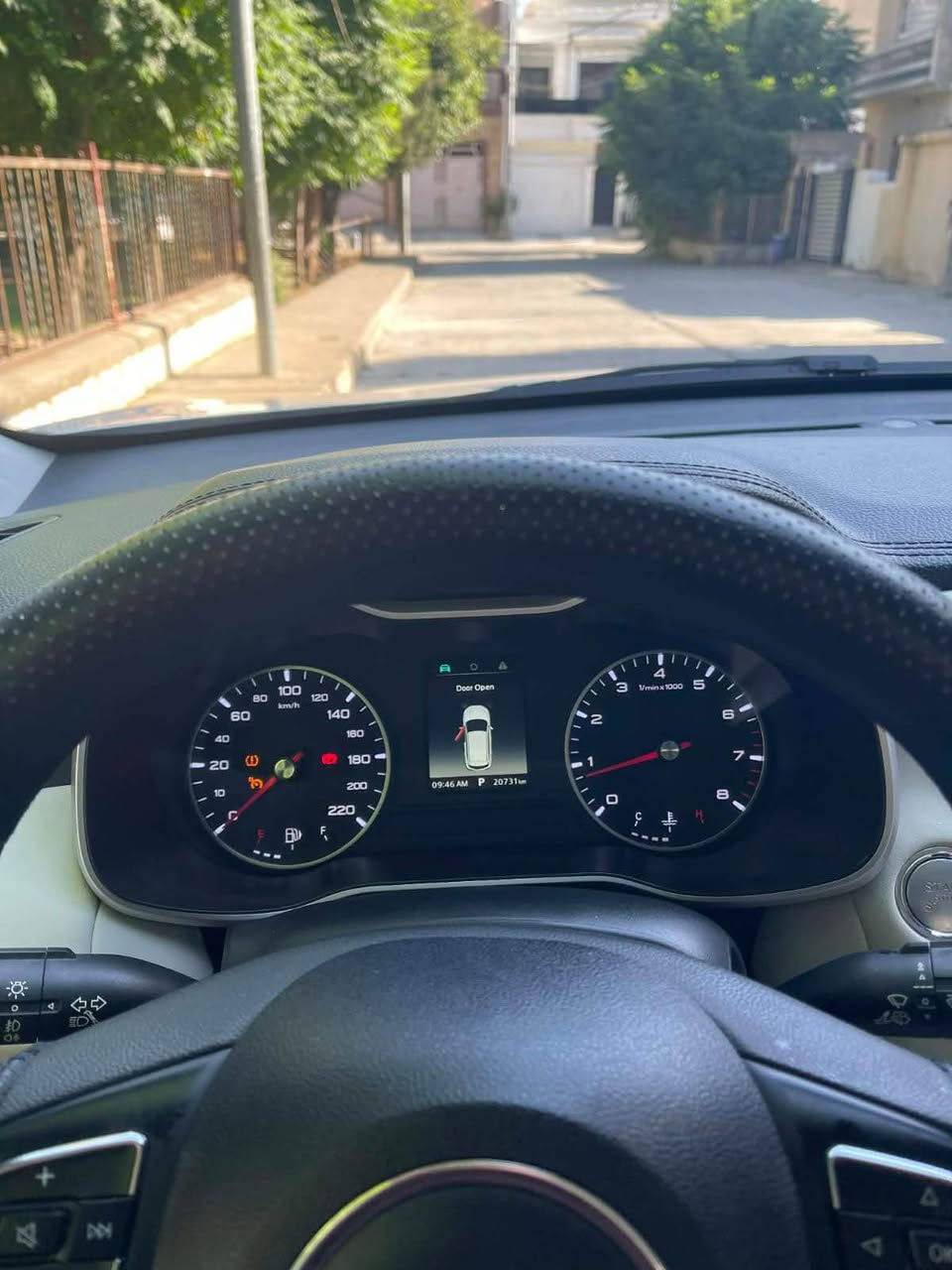 Mg ZS بێ بۆیاخ فوول فوول مواصفات  مۆدیل 2021 تەنها ٢لێخشنێکی هەیە لە چملخی پشتەوە 

1.5 T 

تەنها 24,000 کم ڕۆشتووە 

125 $ وەرەقە و مجالێکی کەمی تێدایە

***********
*********** أربيل, العراق
