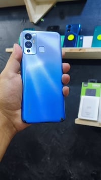 تكنو هوت 12 • بطارية ٦٠٠٠mAh • 90Hz