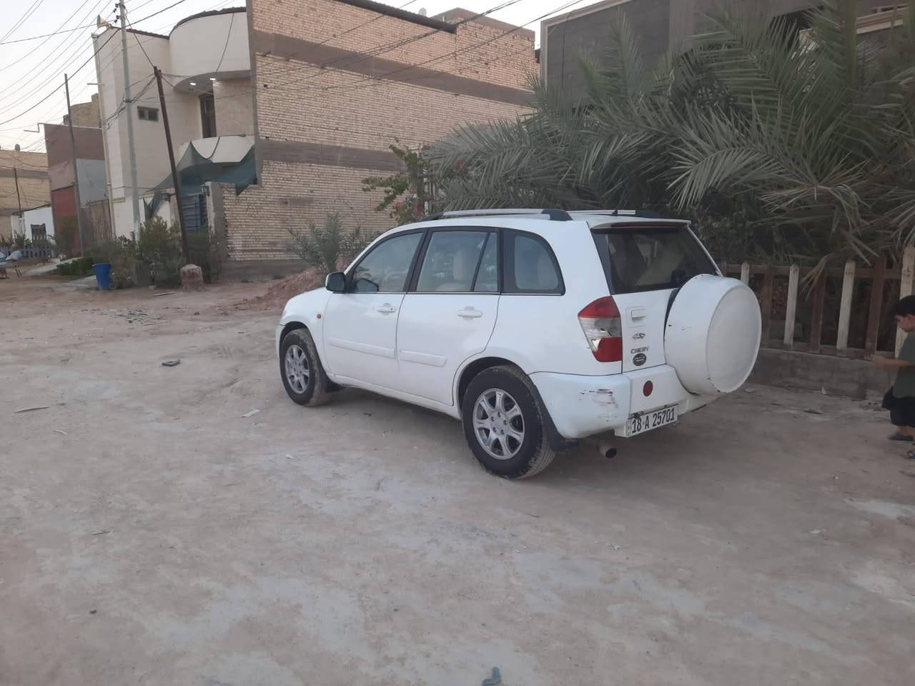 السلام عليكم تيكو موديل ٢٠١٢ رقم بابل تحويل مباشر كير ميكانيكي  المرغوب السياره بيه كم قطعه صبغ بس بدون حادث يعني مال خياس شخوط  السيارة جاهزة كير محرك نصبته احلى من الصور السعر المطلوب ٤٢ وبيه مجال مكاني النجف 
للإستفسار ***********
