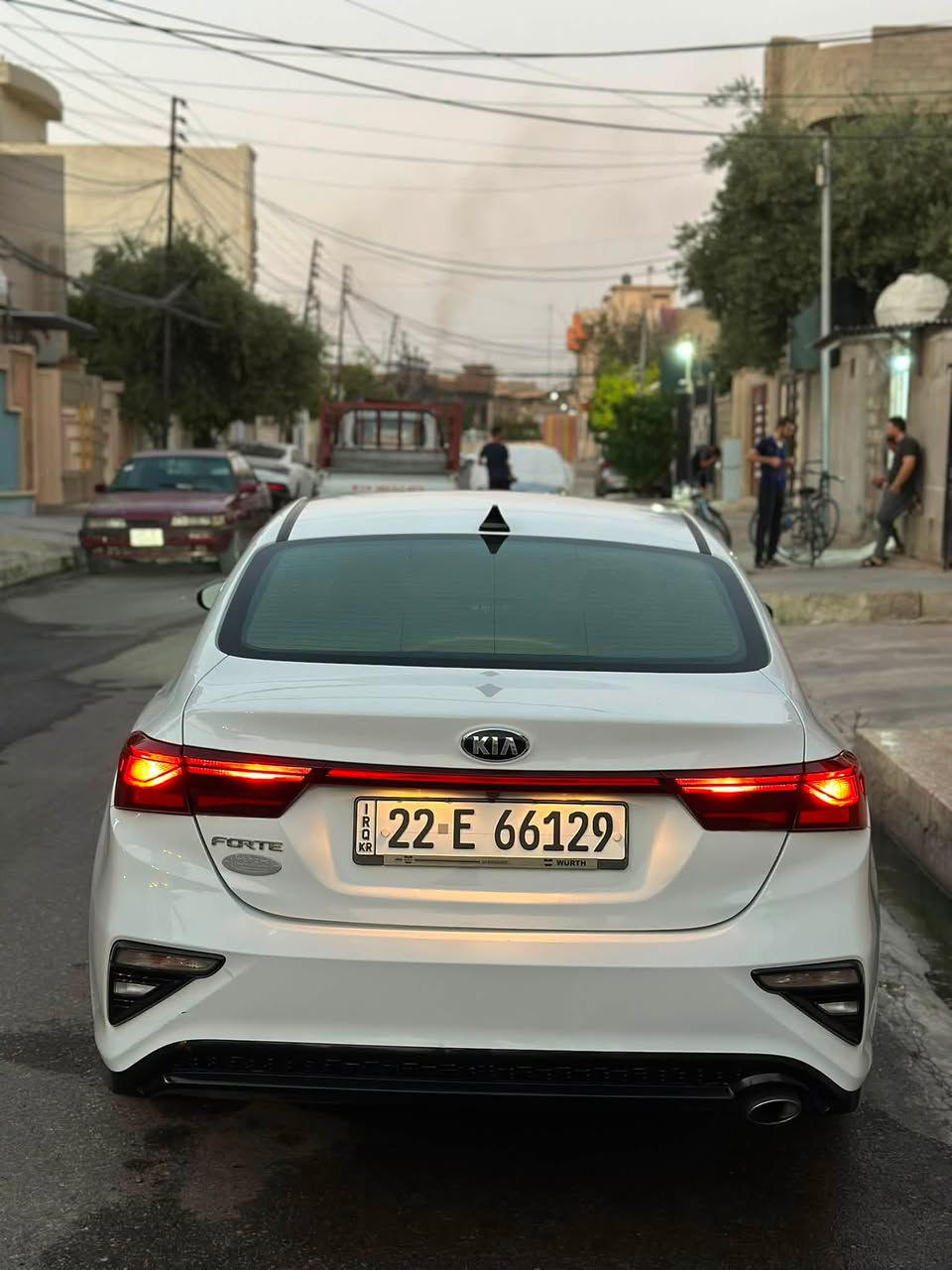 🚘 للبيع كيا فورتي 2019

سيارة مرتبة ونظيفة، استخدام شخصي 
بيها قطعة تبديل فقط ، حادثها 

 🔹سنوية بأسمي 2026 

🔹 الموديل: 2019 مواصفات النص فول ومعروفة 

{ تحديد مسار - 3 انظمة قيادة - رادار امامي - شاشة كاربلاي}

🔹 اللون: [ابيض]
🔹 الممشى: [100 mill ]

🔹 المحرك: [2000 دوش]
🔹 الكير: [أوتوماتيك] ATF المرغوب وبلادي ما محور

🔹 الحالة: [قطعة واحدة تبديل فقط جاملغ امامي]
🔹 💰 السعر: [133 وبيها مجال ]

📍 الموقع: [الموصل]

📞 للتواصل: [***********]

