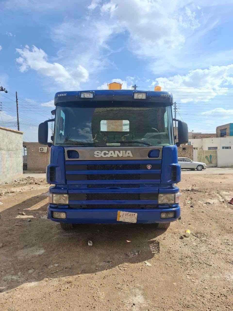 السلام عليكم سكانيا بلاد كرين باج بطن محرك بم ونوزل كرين 10 طن اكس ام جي 3 سلايت رقم بصره تحويل مباشر السعر 330$  للاستفسار  ***********
