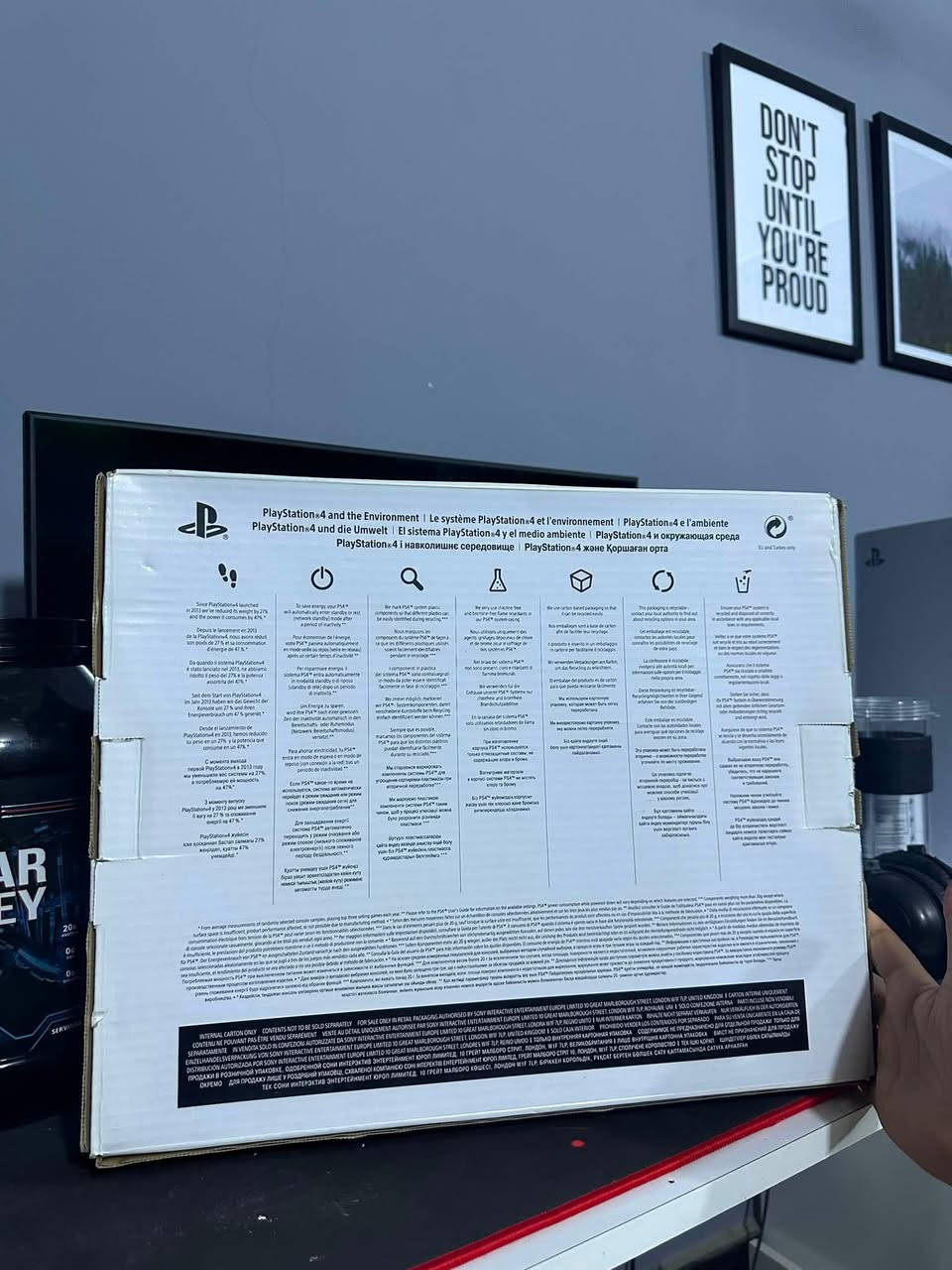 ps4ماخذه جديده مو مال باله سعره 200
***********
