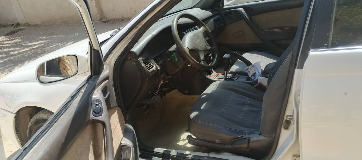 سلام عليكم كرونه مديل 93 محرك 1600تبريد كهربائية كله شغال السعر 50وبيه مجال  للتواصل ***********
