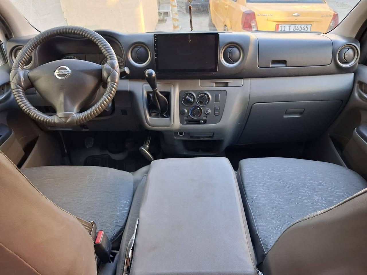 نيسان اورفان ٢٠١٣ رقم بغداد نكليزي بسمي مصفره محرك كير تبريد مكفول تخم تاير جديده مدوشمه شاشه بيها صبغ الصفحة الطويله مكاني بغداد البلديات السعر ١١٥ وبيها مجال بسيط حك الجيه ممتواجد عل النت ***********
