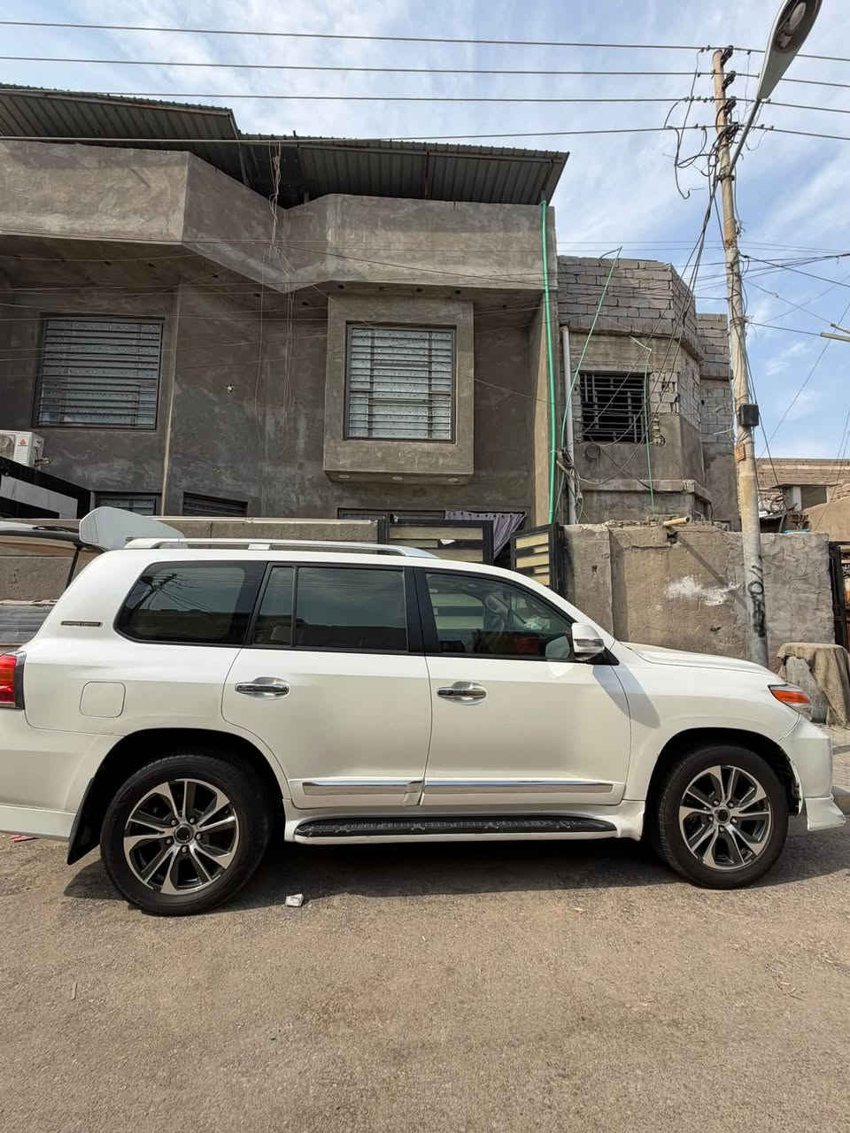 لاندكروز GXR • ٢٠١٤ • رقم بصره مميز
