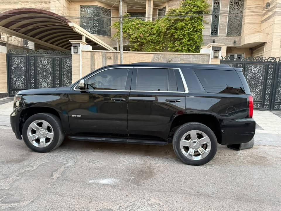 🚘 للبيع تاهو 2016 LT 🚘

▪️الموديل : 2016
▪️الفئة : LT
▪️الوارد : أمريكي بدون حادث 
▪️اللون : مصبوغة عام تغير لون 
▪️الحالة : سيارة بحالة جيدة 

🔧 المحرك والكير : جيد جداً 

📄 السيارة بدون أوليات
تنباع كوم حديد
وأكفلها :
✅ سرقة
✅ عشائر
✅ إنتربول

✨ المواصفات :
▪️شاشة وكالة كبيرة
▪️كامرة خلفية
▪️حساسات
▪️تشغيل بصمة
▪️ريموت ستارت
▪️كشنات جلد
▪️تبريد وتدفئة للمقاعد
▪️ستستم صوت قوي
▪️دبل كهرباء
▪️سنسرات كاملة
▪️USB / AUX / Bluetooth
▪️تحكم سكان

🚗 السيارة استخدام يومي ومرتبة
والبيع للجادين فقط
***********
