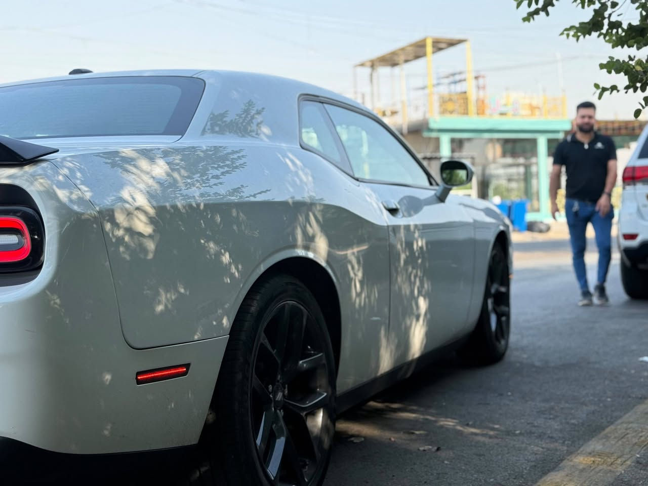 🔥 للبيع دودج تشالنجر GT 2021 🔥
🚘 GT – محرك 3.6 V6
📍 رقم بغداد
📏 ماشية 50 ألف ميل
🎨 الحادث جهة السائق:

جاملغ أمامي مبدل

باب مبدل

جاملغ خلفي تصليح

✅ بدون دواخل
✅ الأيرباكات سليمة 
🔧 السيارة ستوك غير معدلة 

💰 السعر: 165

📞 للتواصل: ***********
