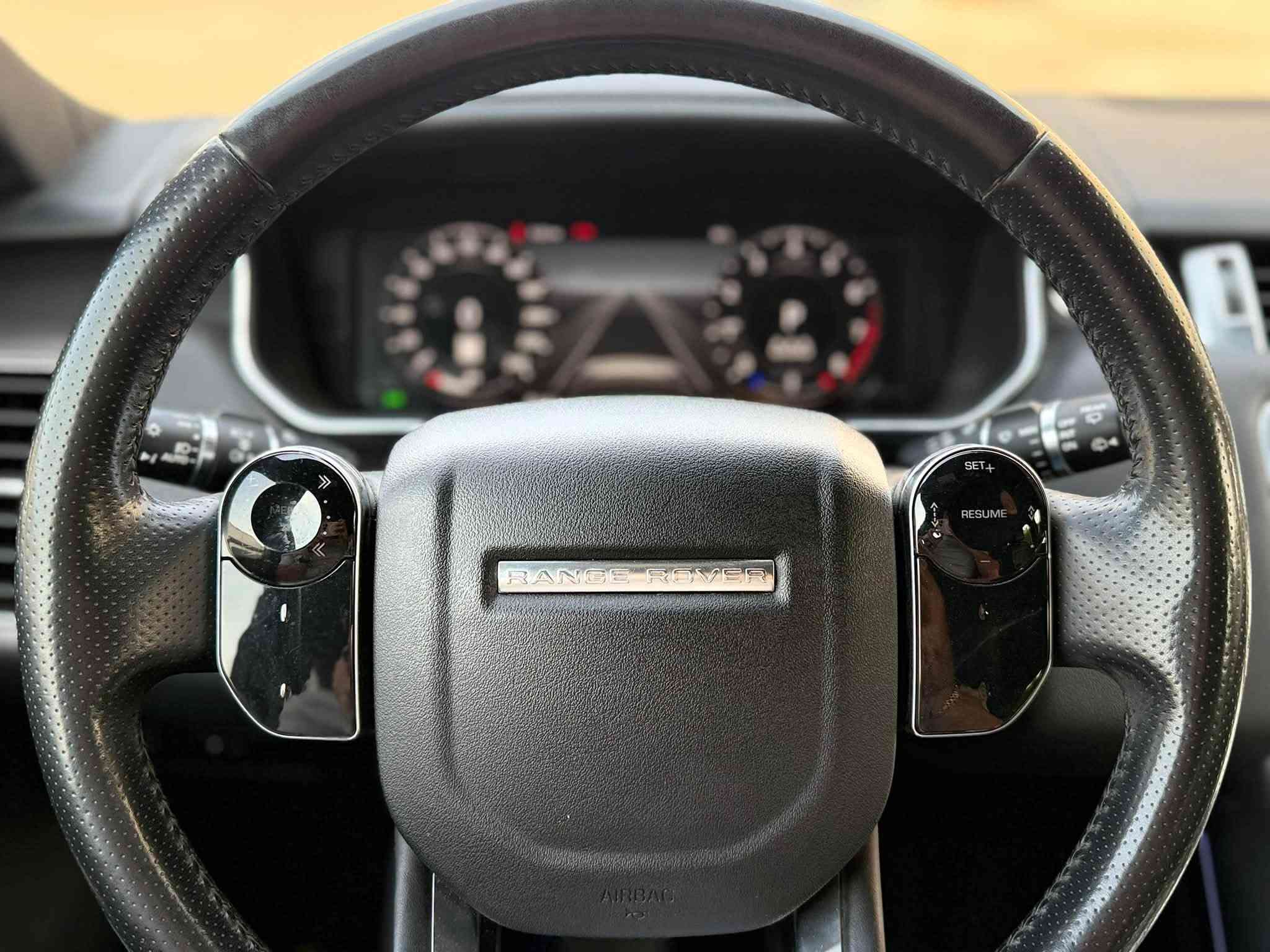 رنج روفر سبورت • V6 ٢٠٢٠ • حادث بابين