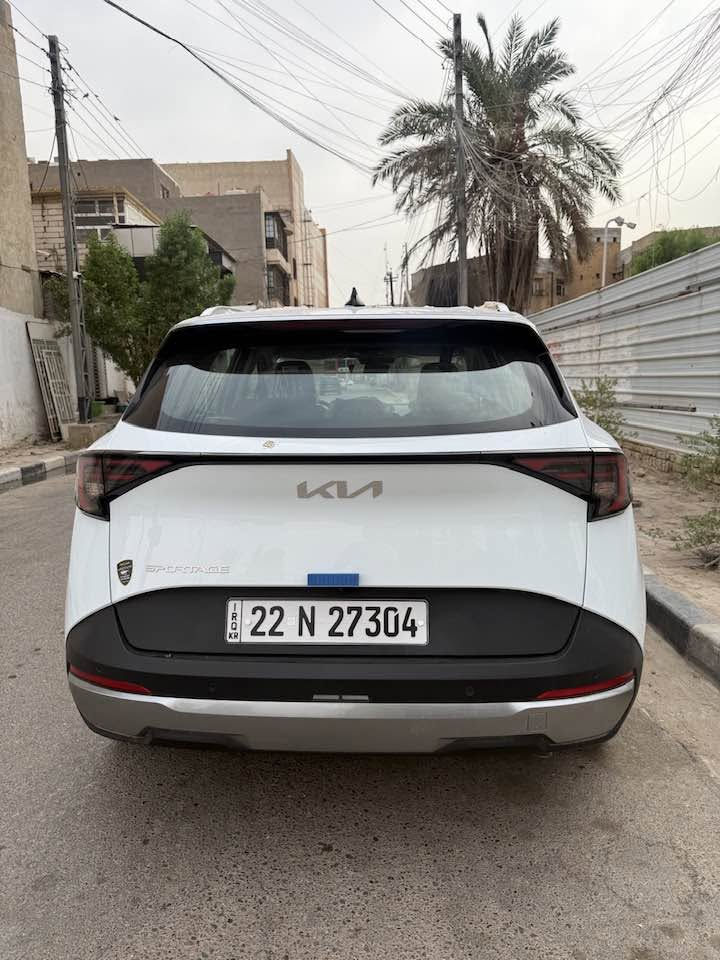كيا سبورتج للبيع 
موديل 2026
ماشية 2000 / على وضع الشركة 
مواصفات الموجوده في سيارة
كامرة دوارة 
رادارات جانبية واماميه 
سيارة جديدة 
سعر 220 $
سيارة جديدة ما بيها اي نقص 
مكان السيارة في ميسان 
للتواصل ***********
