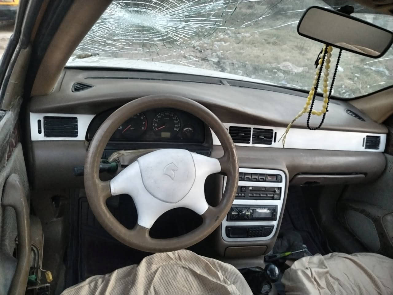 سلام عليكم سمند مديل ١١ كير مكينه حداديه خير من الله كهربائيات كله شغاله سياره جاهزه ما عيزه شي كبل لشارع رقم ألماني بغداد السعر 11 وبيه مجال رقم الموبايل ***********
