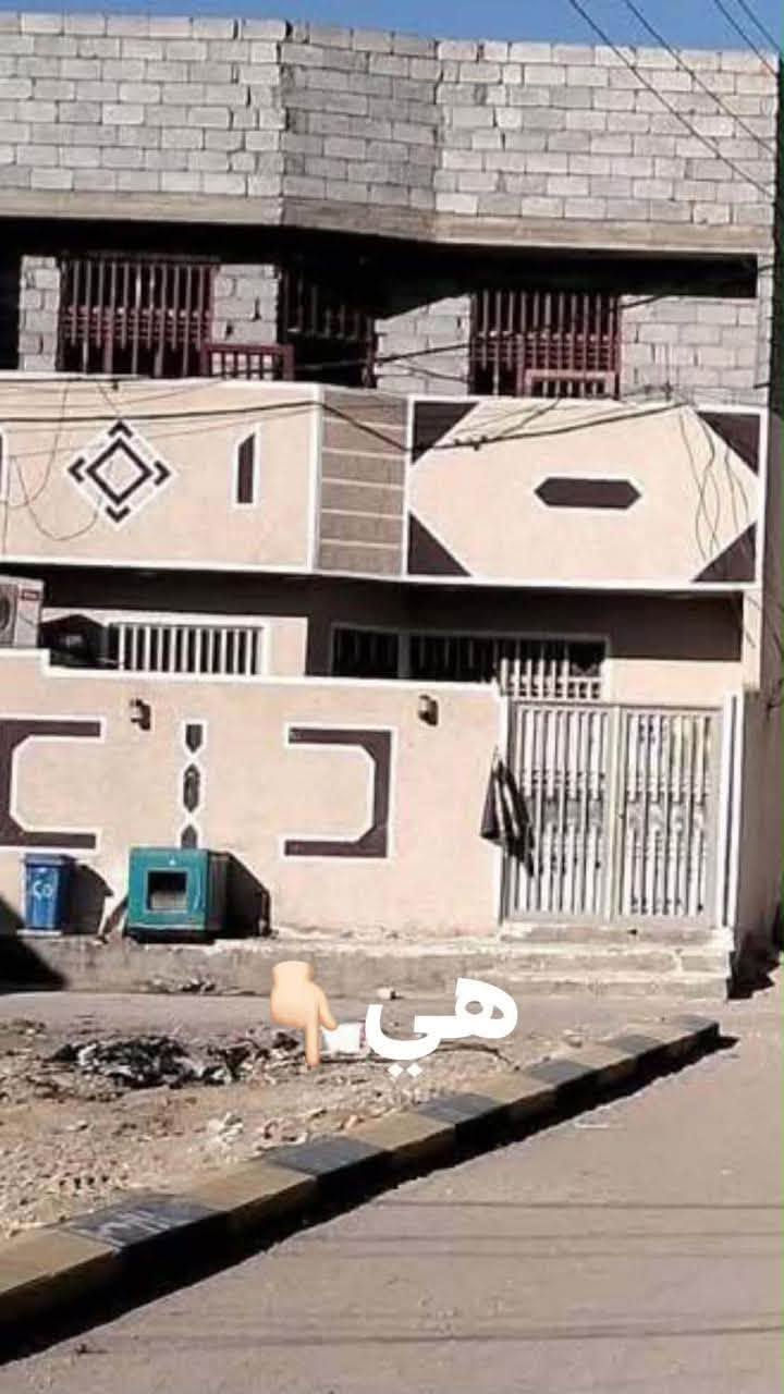 للبيع بااسمي وقرار محكمه سند 25 مباشر من صاحبها الاصلي 
100 متر ركن بالبدايه 

‭***********‬

نص مكتوب في الصور:
- هي
- هذي