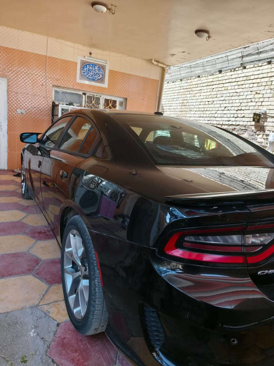 تشارجر SXT • ٢٠١٨ • شاشة كار بلاي