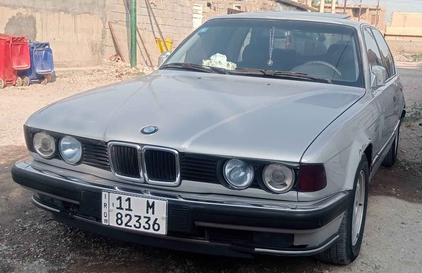 سلام عليكم عندي بيم البيع بدون مراوس بيع فقط بيم موديل 91 حجم 735 رقم بغداد انكليزي بسمي هزه جديد سنويه جديد ل 31 محرك جديد كير جديد كهربائية فول من دعاميه ل دعاميه سلايت شغال ل 3 طكات صدر 70 بل 100 كشنات جديد جلد بجم جديد جام شغال لاين زنون ساعات دشبول جديد مكان سياره ابو غريب سعر اتصل و دلل 
اعتذر عن سعر الن ناس تكسر ب حلال العالم فا اعتذر عن مراوس بيع فقط عقد مروري كبل بدون لا مكاتبه ولا وكاله تحويل مباشر وعل سعر اتصل و دلل *********** ،***********

