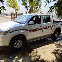 هايلوكس • موديل ٢٠١٤ • رقم بغداد