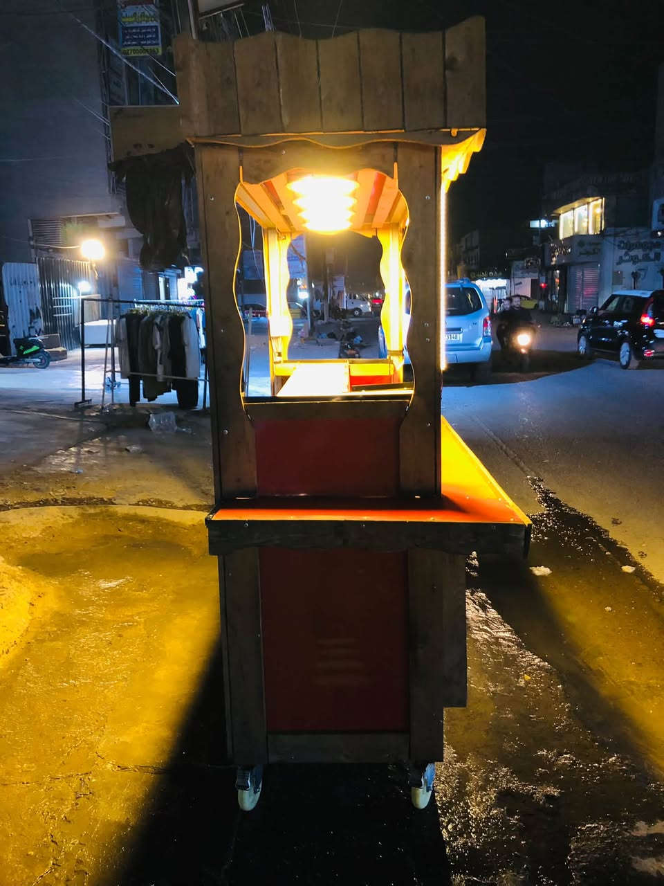 عربانه للبيع 
سعر 500 وبيها مجال 
جديده  استعمال قليل 
المكان بغداد المشتل 
***********

