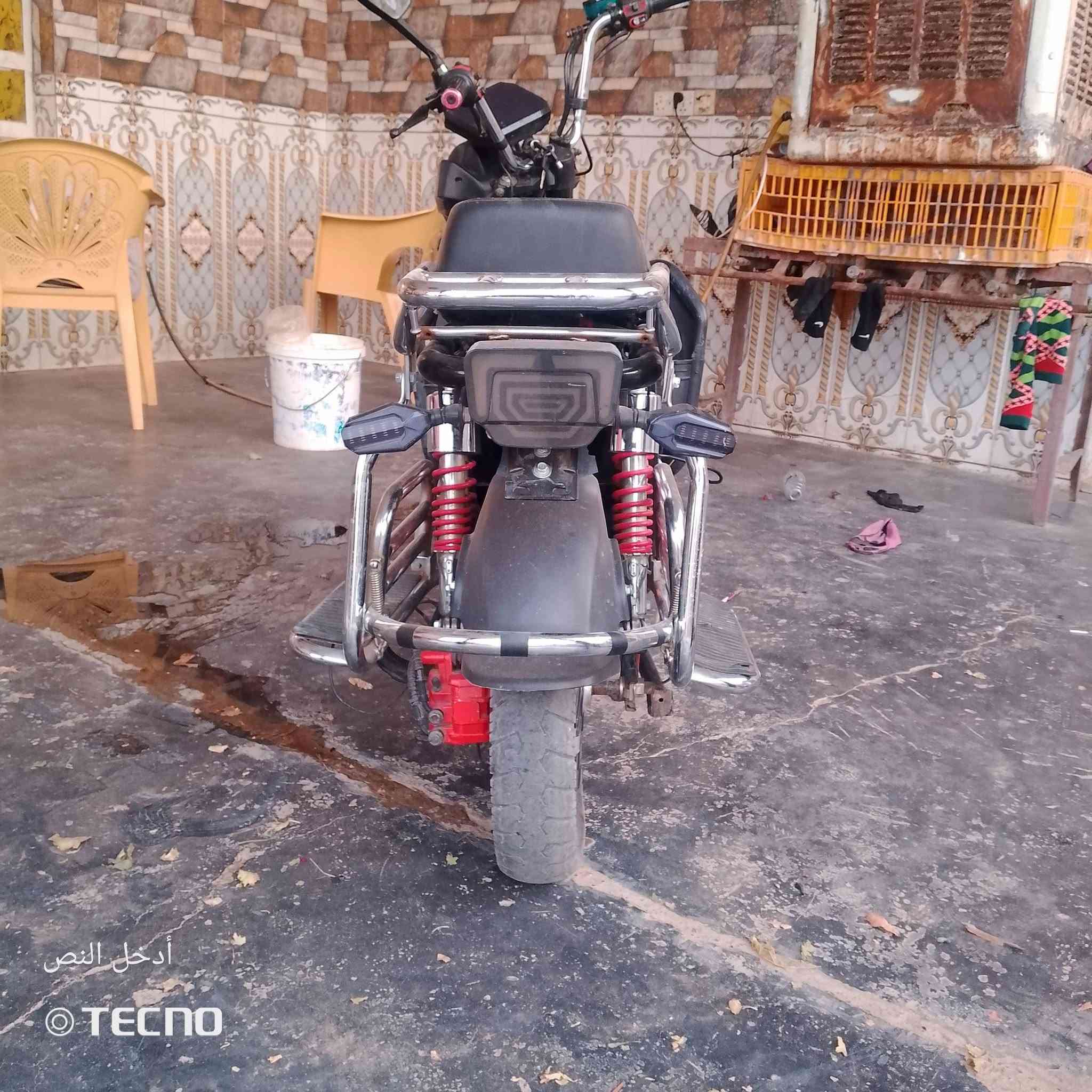 دراجه شحن للبيع ..جديده ..تحتاج بطاريات ...للشراي .
سعرهاا 350وبيهاا مجال..هيت الفرات زويه...ه***********
