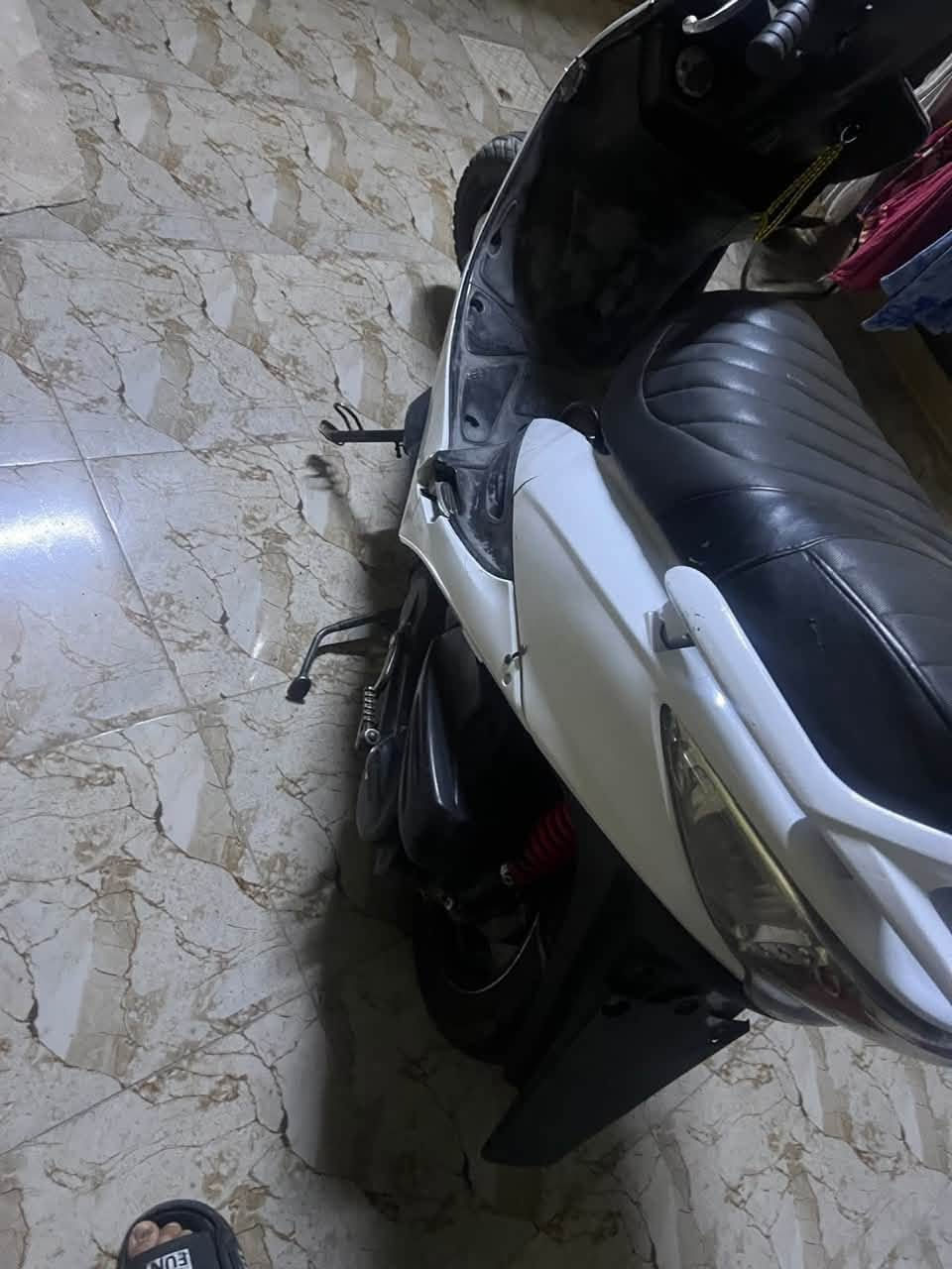 السلام عليكم دراجه كامكو جي فور لبيع دراجه مامفتوحه بلاد درجه نضيفه كلشي شغال بيها سلف هندر كهربائي مكاني حله مركز ***********
