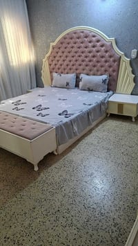 غرفة للبيع • سعر حلو