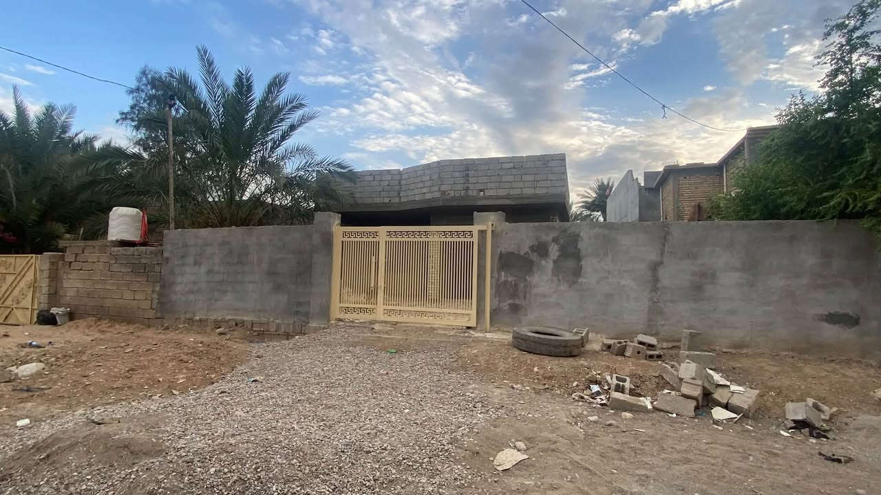 أبو خريبيش • ٣٥٠م • حوش واسع