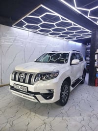برادو 2022 TXS ساز    ستة سلندر.    V6 4000 بيهة بارد باب الجنطة  موضح...