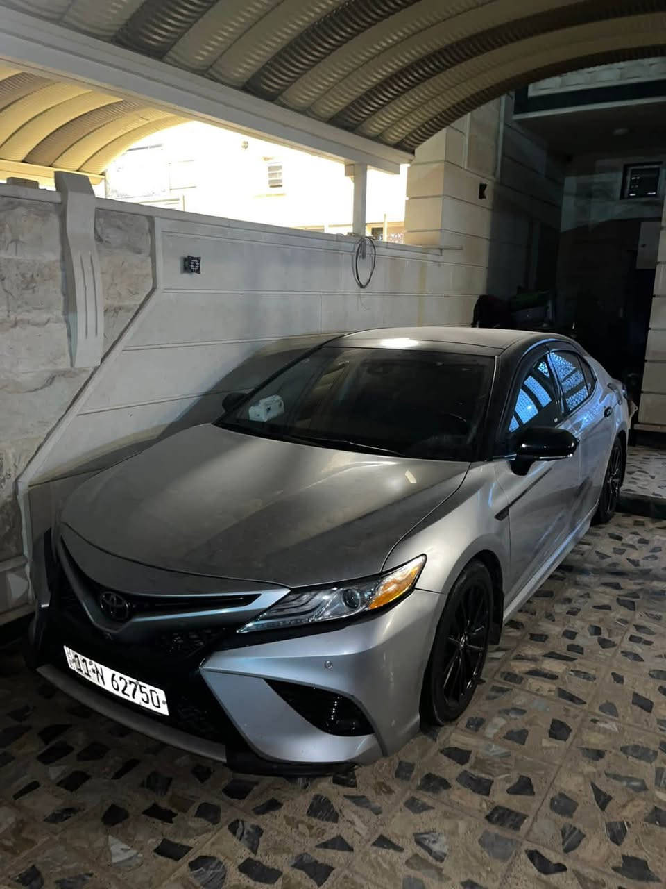 لبيع سيارة
Toyota Camry XSE 2018
سعرها 175 وبيه مجال بسيط جداً أعلى فئة، ماشية 161000KM
حادثها موضح ب المنشور داخ بطانه الجاملغ شرط بدون شواصي 
مواصفات السيارة :
- بصمة دخول ذكي
- ﻿﻿حساسات 360
- ﻿﻿رادارات 360
- ﻿﻿كاميرات 360 محيطة
- ﻿﻿نقاط عمياء جانبية
- ﻿﻿توقف ذاتي أمامي وخلفي
- ﻿﻿قيادة ذاتية / تحديد مسار
- ﻿﻿إشارات بالمرايا الجانبية
- ﻿﻿بانوراما + توووو كلر بلاد شركة
- ﻿﻿سماعات JBL / داتا شو
- ﻿﻿كشنات أمامية كهرباء
- ﻿﻿كشنات تدفئة  د
- ﻿﻿تدفئة المرايا الجانبية
- ﻿﻿قطعتين تبريد أمامي وخلفي
- ﻿﻿شحن لاسلكي / شفتات ستيرن
- ﻿﻿سايد بريك كهرباء / نظام أوتو هولد
Eco Normal Sport :أنظمة قيادة -
- لايتات أمامية وخلفية ليد نظام Active
الرقم : ***********

نص مكتوب في الصور:
- Toyota Camry Xse/Xle 2018 Silver 3.5L vin: 4T1BZ1HK9JU019842
- Toyota Camry Xse/Xle 2018 Silver 3.5L vin: 4T1BZ1HK9JU019842 Final bid: $15500 Auction: IAAI SOLD Lot number: 26261345 Date of sale: 13.11.2019 Year: 2018 VIN: 4T1BZ1HK9JU019842 Condition: Run and Drive Engine: 3.5L V6 FI DOHC 24V NF4 en.bidfax.info
