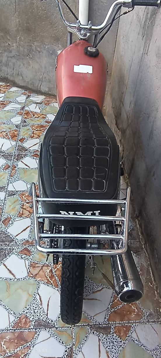 دراجه نامه كلك للبيع او مراوس بماكس 
دراجه نضيفه اوراقه ضاعن مني 
بيه رقم شاص ومكاتبه  
للستفسار اكثر ***********.واتساب
