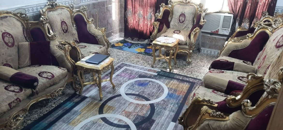 تخم كامل • مدينة الصدر • كوشات بحاجة ترتيب