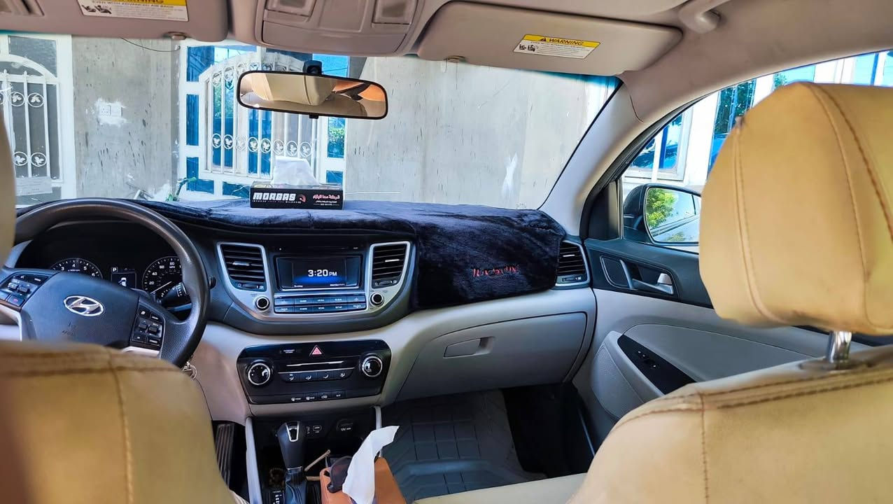 توسان 2016 للبيع
🚘 هيونداي توسان أمريكي موديل 2016
🔹 الضرر: بنيد وجاملغ
🔹 السيارة جاهزة بالكامل:
✅ مكينة
✅ كير
✅ تبريد
✅ إطارات
✅ باتري

💰 سعر البيع: 140$
 🔸 بيها مجال بسيط

📞 للاستفسار صاحب السيارة : ***********

 والله يرزق الجميع.
