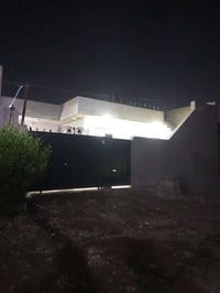 دار للبيع • ٢٠٠م • حي العسكري