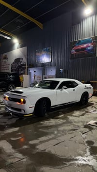 دوج جالنجر   2018  sxt   رقم بغداد ب أسمي ضمان التحويل   اللون : ابيض ...