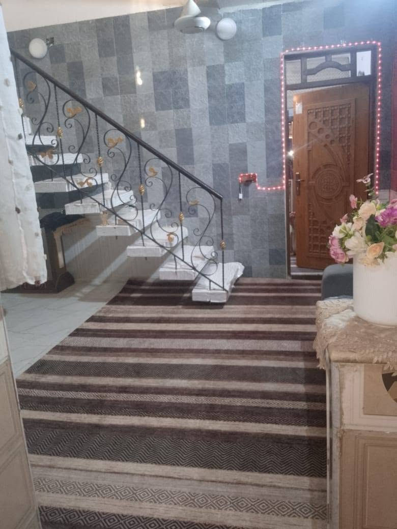 بيت • حي الحسين • ١٢٥م