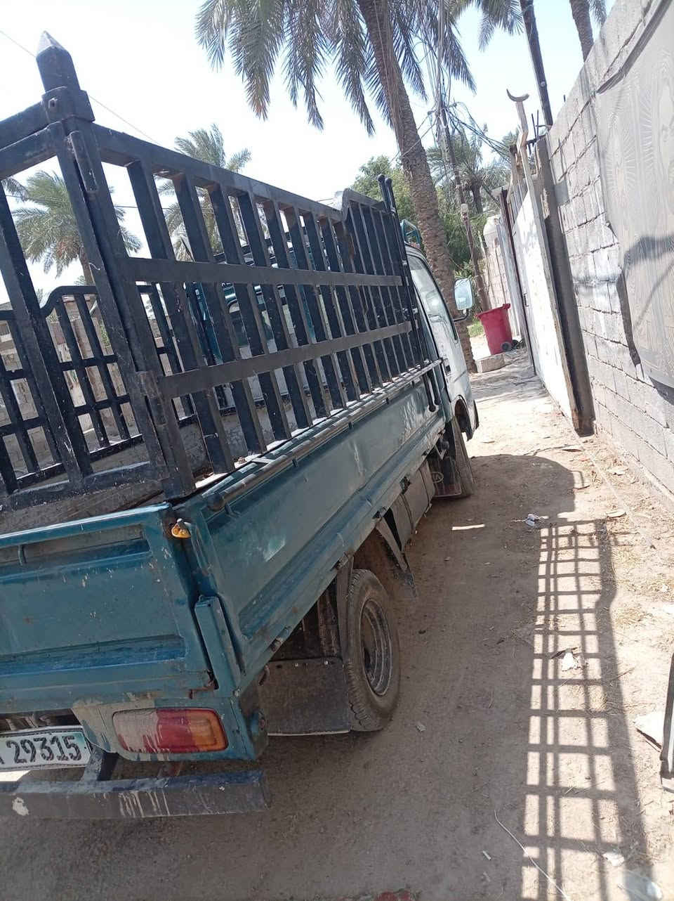 السلام عليكم سياره فلتيره باسمي مكينه وكير ورقم شاصي وكهربائيات وحداديه رقم انكليزي ورقم ديالى تحويل ثاني يوم السعر 52 /***********
