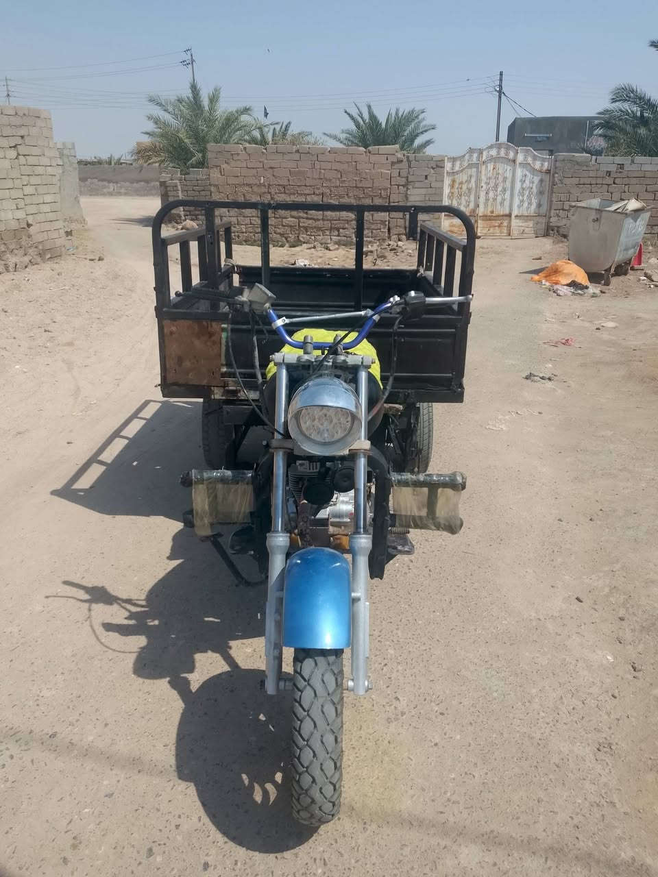 اللبيع تصل برقم ***********
