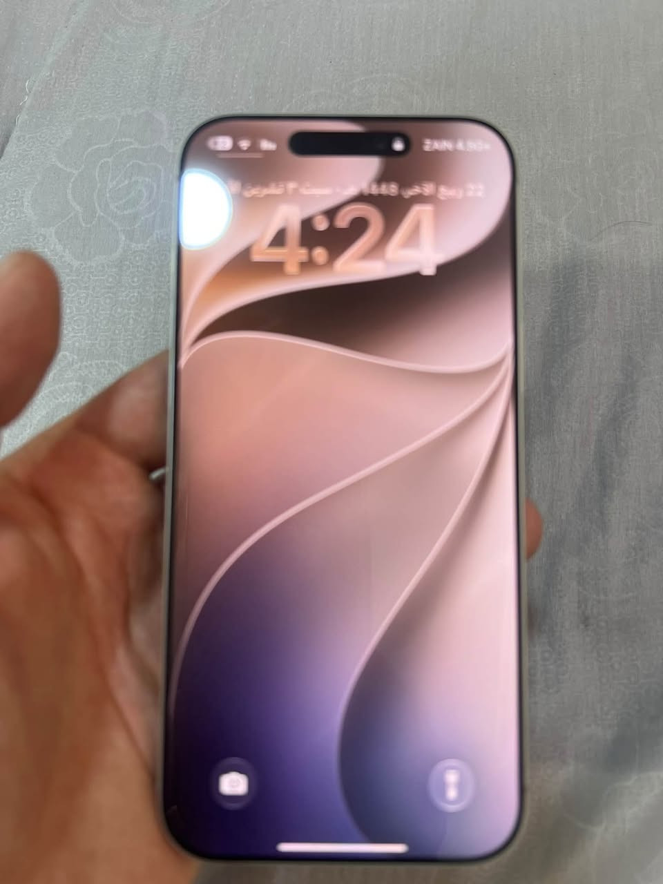 للبيع – iPhone 17 Pro Max
اللون: سلفر
الذاكرة: 256GB
البطارية: 91%
النسخة: شرق أوسط
الشريحة: سيم كارت
الحالة: نظيف جداً جداً
السعر: 1,650,000 دينار
مستعجل بالبيع

الجاد يتفضل، فحص كامل للجهاز
هاتف ***********

نص مكتوب في الصور:
- 4:25
- حالة البطارية
- عادية
- تعمل بطارية iPhone هذه على النحو المتوقع. حول البطارية والضمان...
- الحد الأقصى للقدرة
- 91%
- هذا قياس لقدرة البطارية مقارنةً بمقدرتها عندما كانت جديدة. قد تتسبب النسبة المنخفضة بتقليل ساعات الاستخدام بين عملية الشحن والأخرى.
- عدد الدورات
- 418
- هذا هو عدد مرات استهلاك iPhone للنسبة المئوية للبطارية. معرفة المزيد...
- تاريخ التصنيع
- أيلول 2025
- أول استخدام
- تشرين الأول 2025