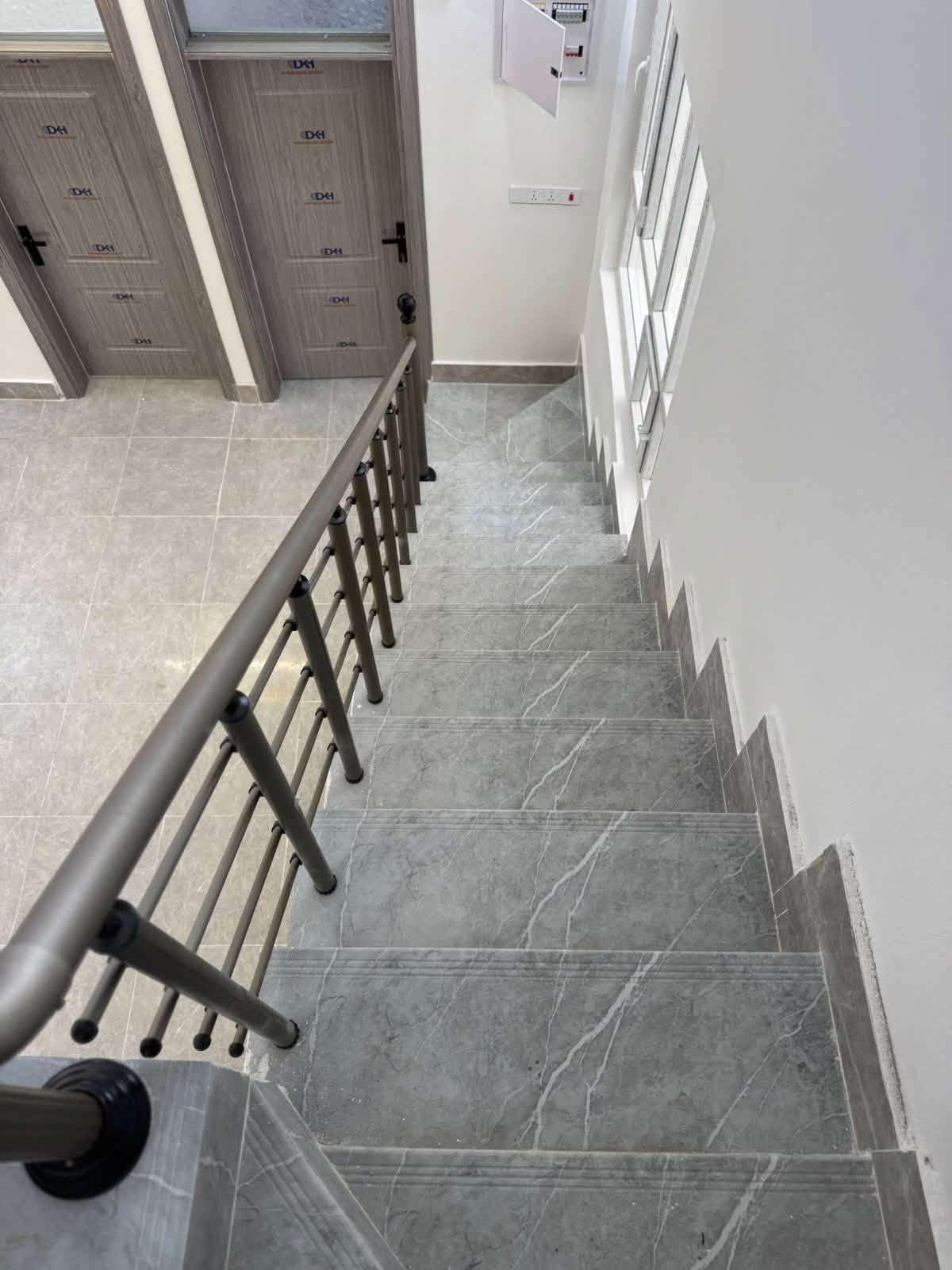 السلام عليكم ***********☎️
🔴متاح بيت 🏠 للبيع المساحة150متر ⚫️

🔵بناء حديث طابق واحد شغل درجه اولى نقوش مغربيًا🟢

🟣 🟤

🟡استقبال مطبخ صاله غرفتين نوم نوم مجموعة صحيات ⚪️

🟤الطابق الثاني بيتونه على عرض صاله سطحين ⚫️⚫️

***********📞

          🟥➰موقع دور الزراعة الثالثه ➿🟥

    

🔺لاستفسار الرقم 🔺***********
