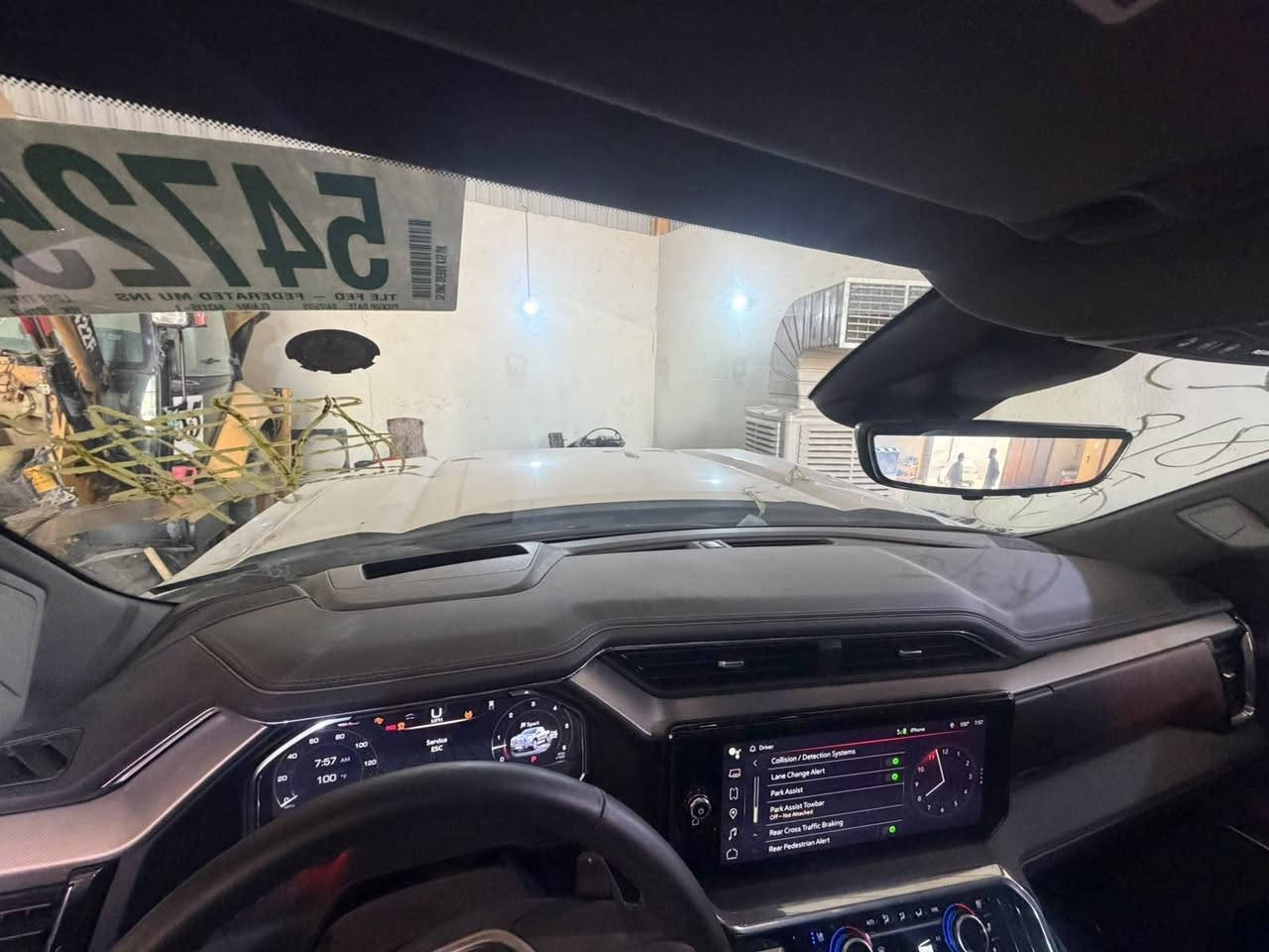 دخول جديد بدون تصليح
لستفسار اتصال بالرقم انا مكلف بالنشر فقط
العنوان البصرة 
*********** وتساب وتصال 
جي إم سي سييرا دينالي 2025
محرك 5.3
8Vسلندر
القوة 355حصانا
فتحت سقف
دوسات كهربايه
كاميرات الرؤية المحيطية (360 درجة)تعطي صورة علوية شاملة لمحيط السيارة على الشاشة الكبيرة.  

​شاشة وسائط تعمل باللمس قياس 13.4 إنش تدعم نظام جوجل المدمج، وأبل كاربلاي وأندرويد أوتو لاسلكياً. 

​شاشة عدادات رقمية أمام السائق قياس 12.3 بوصة.  
​شاشة عرض المعلومات على الزجاج الأمامي (Head-Up Display) ملونة بقياس 15 بوصة
