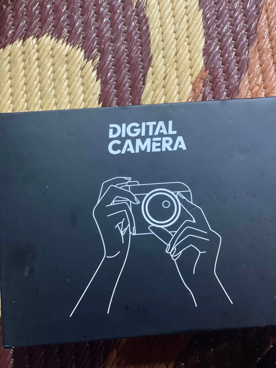 سلام عليكم كامير 4k جديدة كامل ملحقاتها شاشة قلاب نضيفة تخبل تصوير يخبل وياها رام سعرها 60 وبيها مجال مكان نجف ***********
