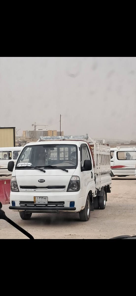 السلام عليكم كيا حمل ٢٠١٥ مكينه وكير واكسن كله جديد مبدلهن حداديه قبل شهر مبدل +باور جديد السياره جاهزه من كل النواحي شاصي مكفول  مكان السياره كربلاء رقم بابل بأسمي مداور ثاني يوم *********** السعر ١٠٥ وبيها مجال قليل
