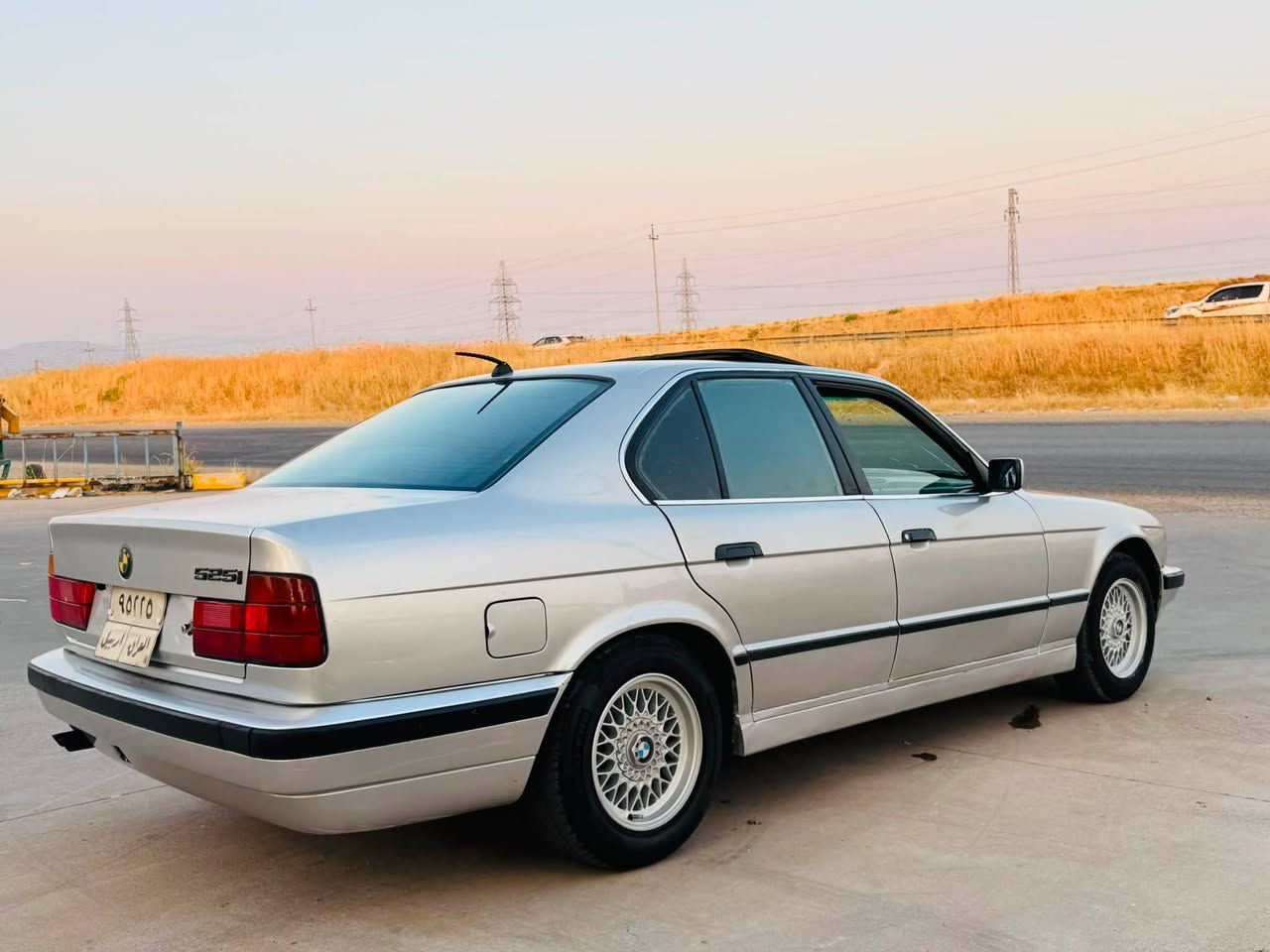 BMW
اصل و فصل 525 توماتيك
موديل 1992
سعر (49)
رقم اربيل سنويه جديد
تحويل او وكاله بشرط
مواصفات👇
سلايد 
تبريد
دواخل فورميك 
اربع جامات كهرباي
دواخل فورميك
ويلكب 15خليه
تخم خلفي امامي شادلهه جديد
كهربايات كلهه شغال
سياره مصبوغه عام للجماليه
اترايهه لل زاخو الي بصره
مكان ناحيه روفيا قريب من اربيل و موصل
***********
***********
واتساب فايبه ر موجود عل كورك
