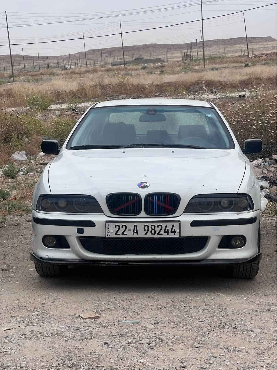بي ام صقر 
موديل 1996 محدث2000
سياره كامل M
محرك كير تبريد شرط
محرك 528كير عادي 
مروحه كهربايي F10
شلعه فول موعدل فول روعه
سياره بدون مصرف 
تايرات جديد شادله 
رقم سنويه جديد بسمي 
كوبون بانزين موجود 
مكاني كركوك 
شراي خابرني او تدلل
***********
***********
كورك بي واتساب كركوك, العراق
