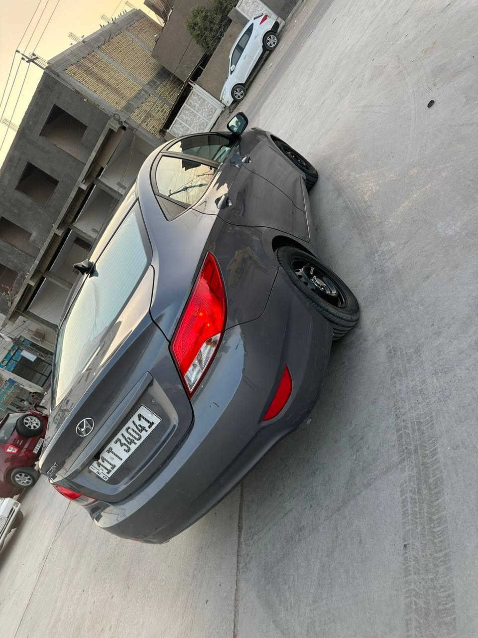 اكسنت موديل 17 ماشيه 90
سياره نضيفه بمعنى الكلمه امريكي 1600
قطعه وشبر من البنيد
مكينه كير تبريد تختم تاير جديد كله مكفول السياره بأسمي رقم بغداد الهزه بعدها ما ساقطه 
 السعر والتفاصيل بالاتصال

***********
