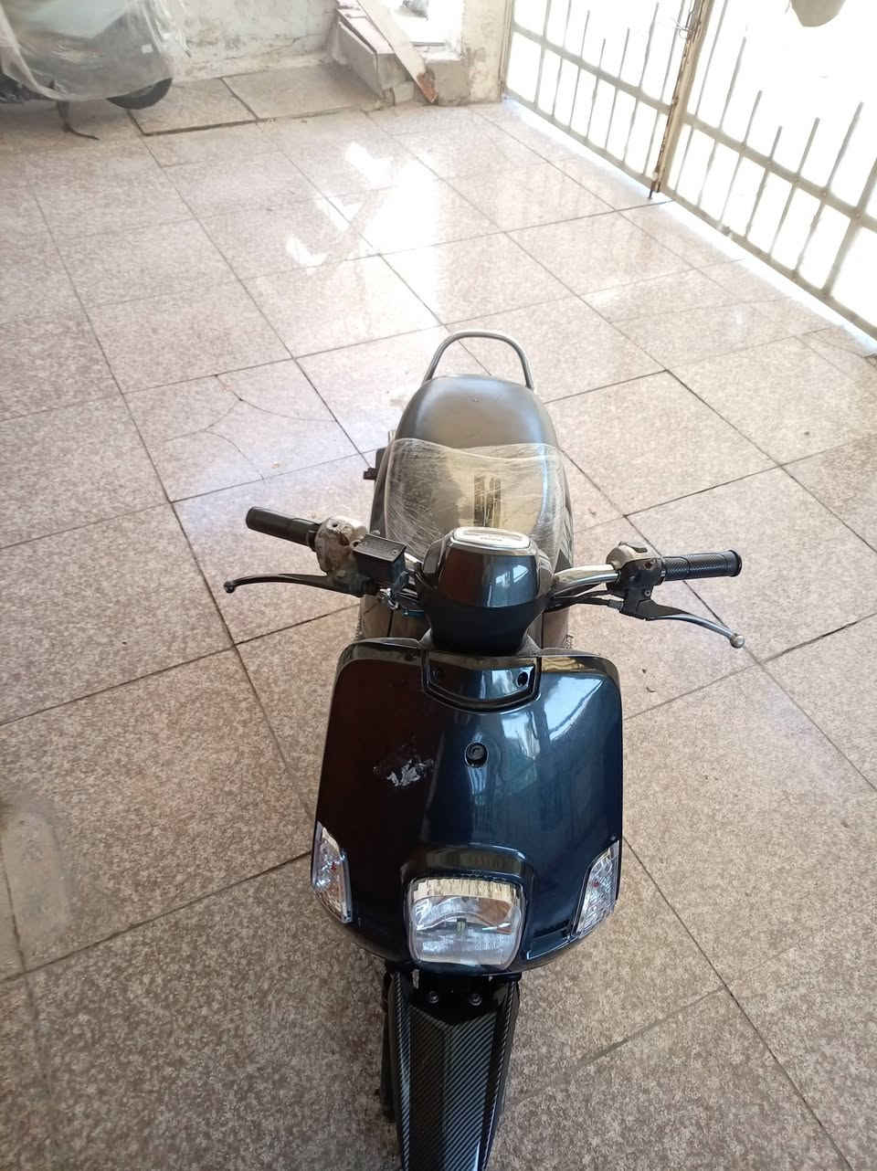سلام عليكم ماكس بوليس نوزل خطين الدرجه رمبه مكينه بلاديه الدرجه وديها الكبر فيتر أوفحص الدرجه شلعه ومعدل طيران السعر 650وبيها مجال حك الجيه مكاني بغداد الغزاليه الرقم ***********
