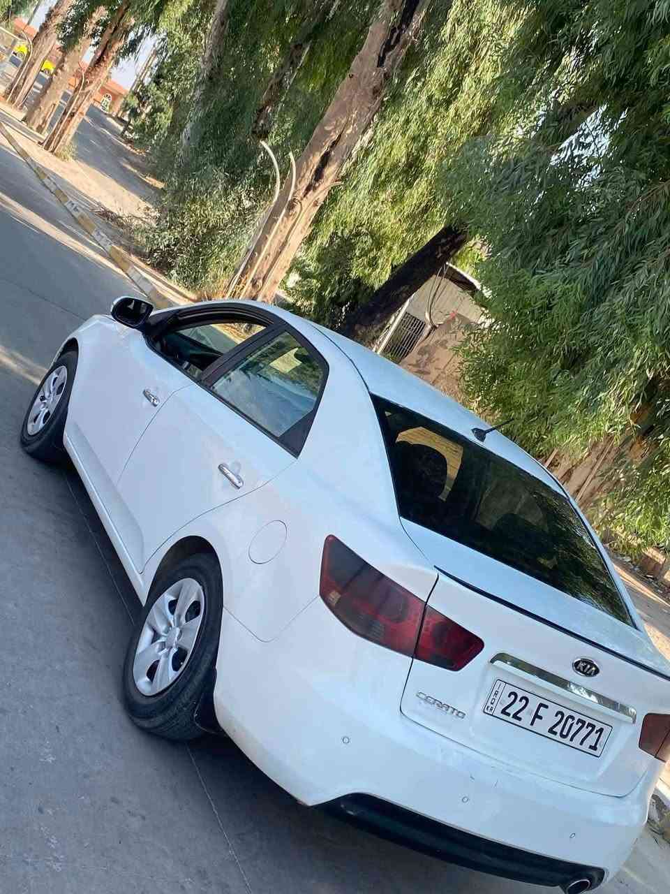 السلام عليكم 
كيا سيراتو للبيع موديل ٢٠١٢ صبغ عام بدون دواخل 
محرك جديد دوش ١٦٠٠ وتبريد ثلج❄❄ وگير ستة نمرة آي
تي لمس وحساسات خلفية  وشفتات بالاستيرن جهتين تحكمات المرايات كهربائيات  اشاير ليد بالمرايات صدر جديد صبغ جهة النفر  والسقف  ابيعلك صبغ عام 
وعليها غرامات ١٤٠ ألف فقط
السعر ٦٩ ومجال ، مكان السيارة عقرة معرض سيبان ، للتواصل على رقم الهاتف ***********
