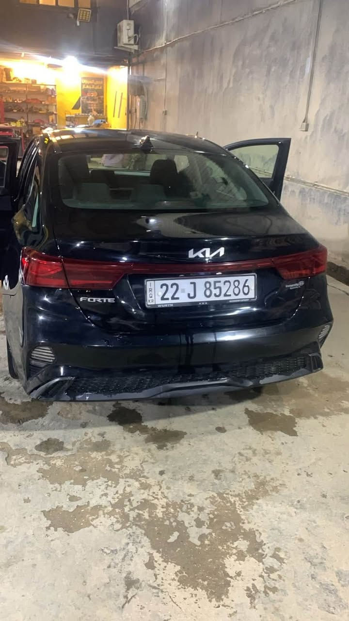 فوتي موديل 22 رقم اربيل السياره بيها بابين ونص الخلفي جاملغ صبغ بدون داخل ايرباك سليم وبيها شويه بارد تحويل مباشر.  *********** السعر 122
