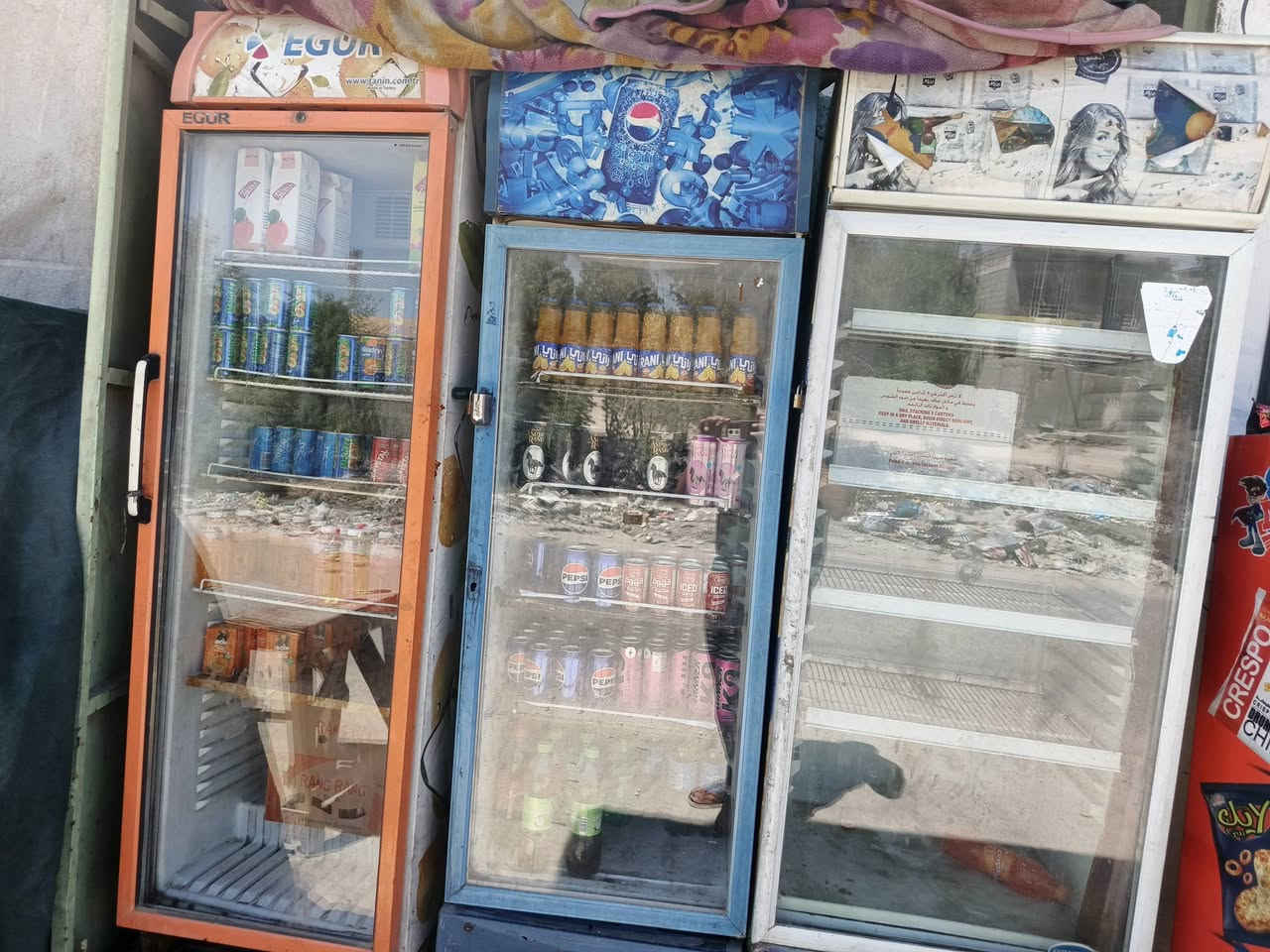 سلام عليكم غراض محل أسواق للبيع ابيع شلعه وحده
رفوف إم دي إف تزكام الأصلي الارتفاع 3وعرض اربعه يحتوي ع حاضنات مثل ما موضح بصوره 
الأول عرض 5 ارتفاع 3
الثاني عرض 4ارتفاع 3
والثالث عرض 4ورتفاع 3
يحتوي على ميز وسطي جهتين 2في 2
يحتوي على 5عارضات عمودي 
ومجمده 
وعارضات جبس 
وميز كاشير 
المكان كربلاء حولي 100ابو مهدي المهندس 
لاسستفسار هاذه رقمي ***********
